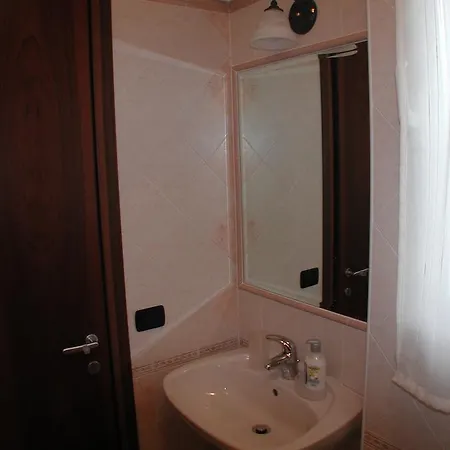 Bed & Breakfast Loreta 2*