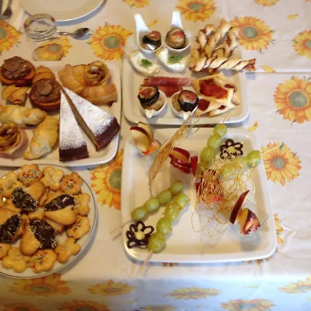 Loreta Bed & Breakfast 2*